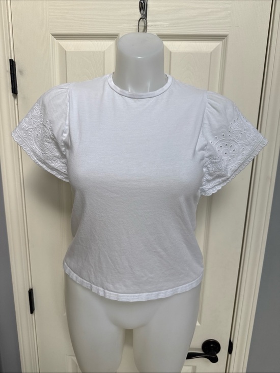 GAP Tops - GAP Women's Lace Eyelet Shirt Flutter Short Sleeve White T-Shirt Top sz M